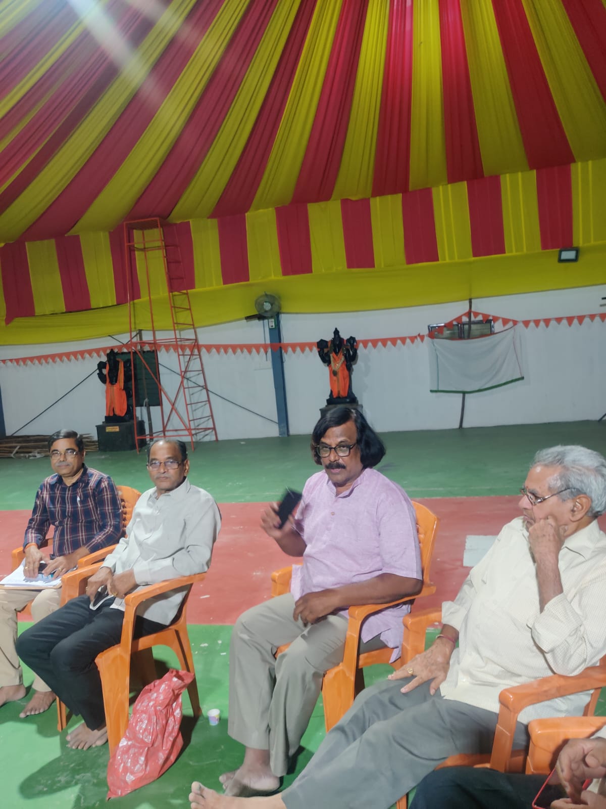 A talk by Dr. C M Prabhu on Intake of water by senior citizens in part of Doctor gari aarogya salahaalu.